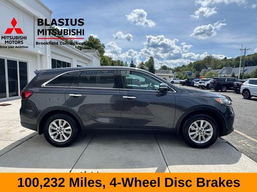 2019 Kia Sorento LX