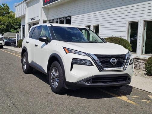 2021 Nissan Rogue S