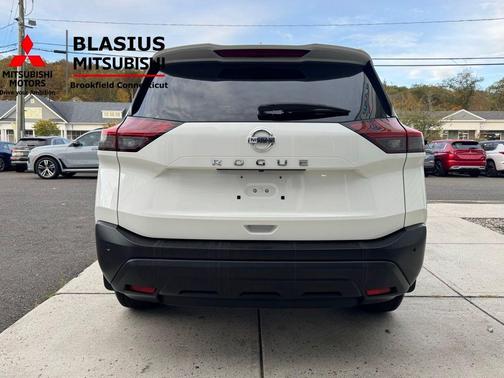 2021 Nissan Rogue S