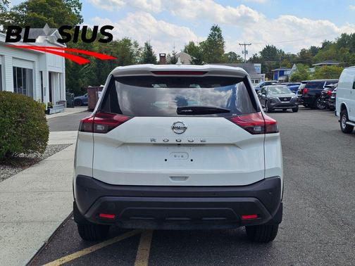 2021 Nissan Rogue S
