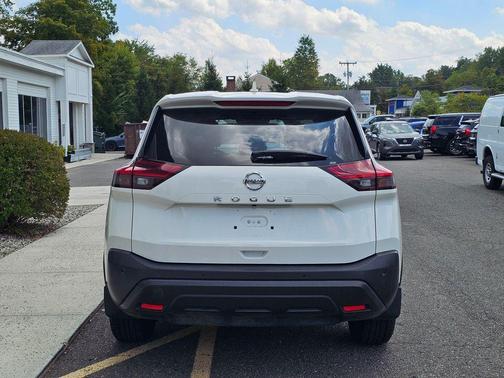 2021 Nissan Rogue S