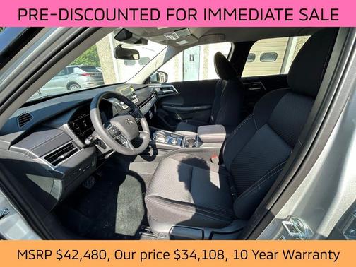 2025 Mitsubishi Outlander PHEV ES