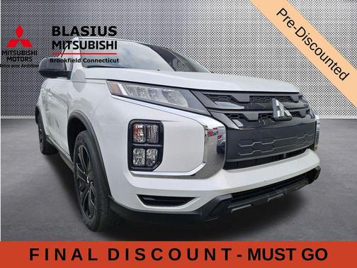 White 2022 Mitsubishi Outlander Sport 2.0 LE