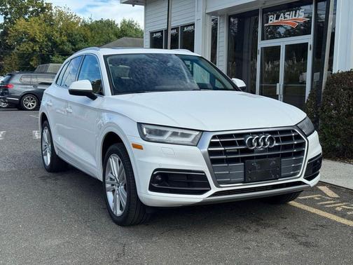 2018 Audi Q5 2.0T Prestige