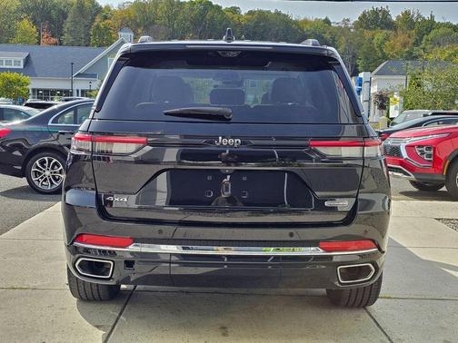 2022 Jeep Grand Cherokee Overland