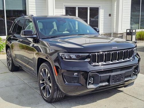 2022 Jeep Grand Cherokee Overland