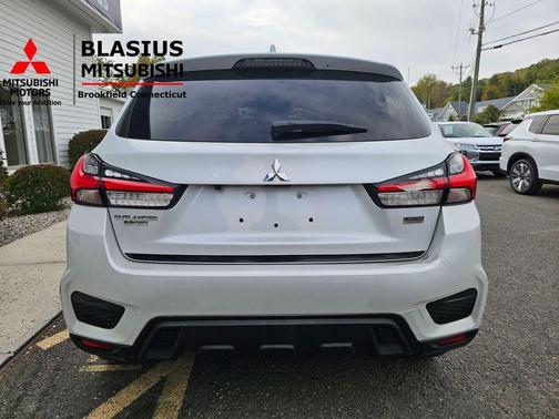 2022 Mitsubishi Outlander Sport 2.0 LE