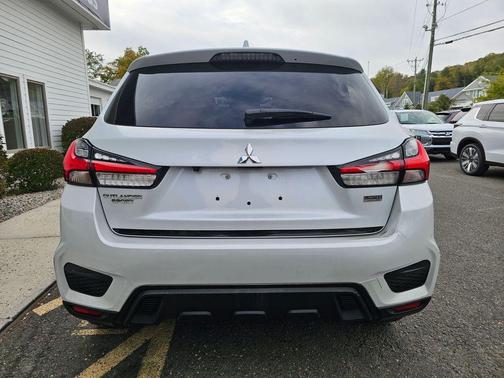 2022 Mitsubishi Outlander Sport 2.0 LE