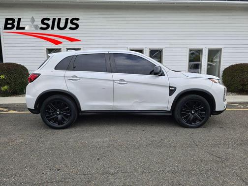 2022 Mitsubishi Outlander Sport 2.0 LE
