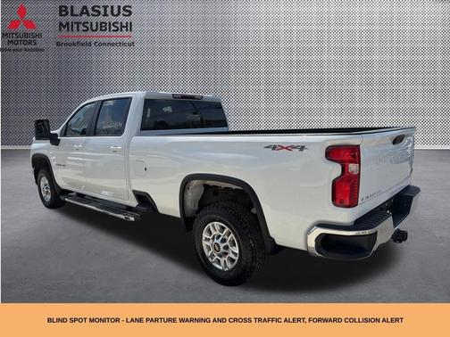 Summit White 2024 Chevrolet Silverado 2500 LT