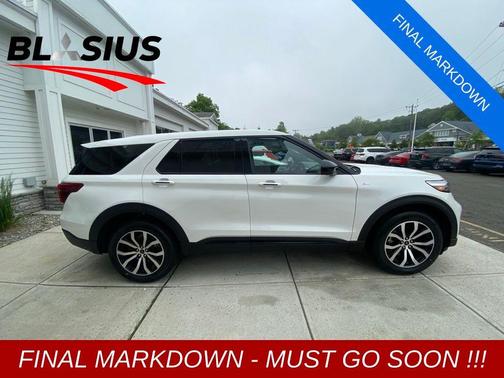 2022 Ford Explorer ST-Line
