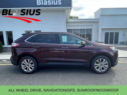 2023 Ford Edge Titanium