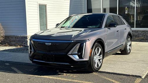 2024 Cadillac LYRIQ Tech