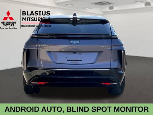 2024 Cadillac LYRIQ Tech