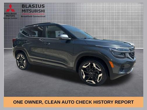 Gravity Gray 2024 Kia Seltos SX