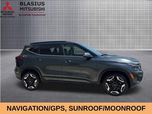 Gravity Gray 2024 Kia Seltos SX