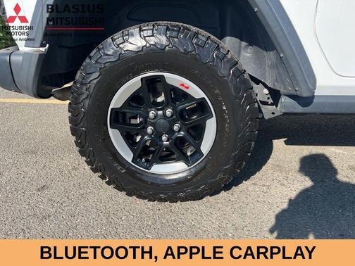 Bright White Clearcoat 2018 Jeep Wrangler Rubicon
