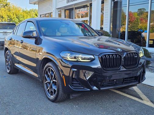 2023 BMW X4 M40i