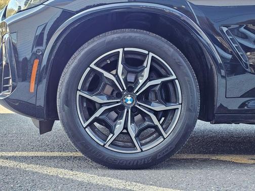 2023 BMW X4 M40i