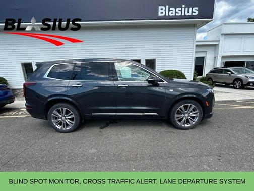 2023 Cadillac XT6 Premium Luxury AWD
