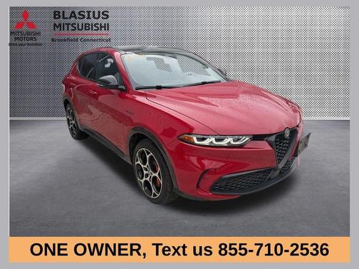 Rosso 2024 Alfa Romeo Tonale Veloce