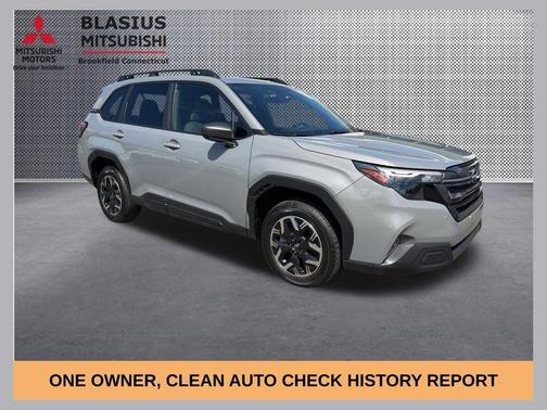 Riverrock Green 2025 Subaru Forester Premium
