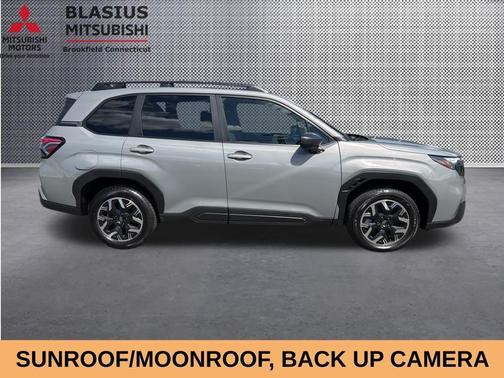 Riverrock Green 2025 Subaru Forester Premium
