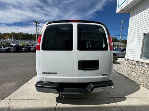 2023 GMC Savana 2500 Work Van