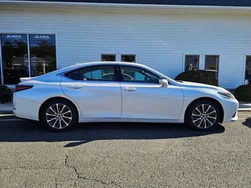 2021 Lexus ES 350 Base