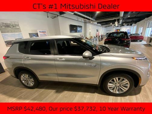 2025 Mitsubishi Outlander PHEV ES