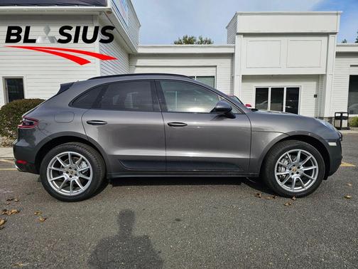 2016 Porsche Macan S