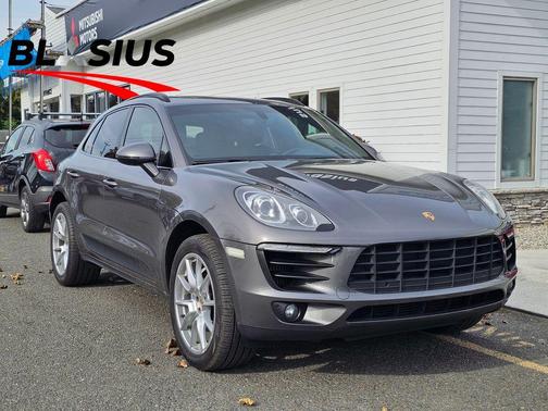 2016 Porsche Macan S