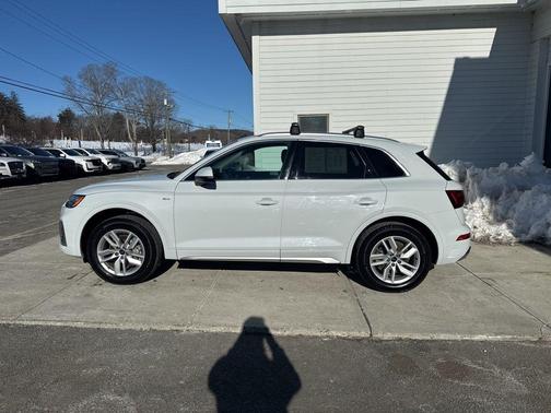 2022 Audi Q5 45 S line quattro Premium