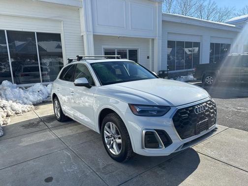 2022 Audi Q5 45 S line quattro Premium