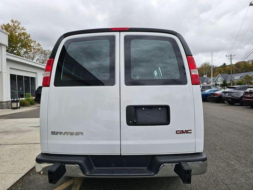 2023 GMC Savana 2500 Work Van