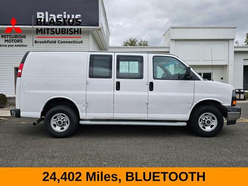 2023 GMC Savana 2500 Work Van