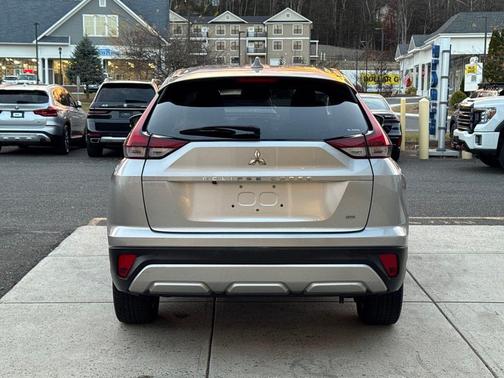 2023 Mitsubishi Eclipse Cross SE