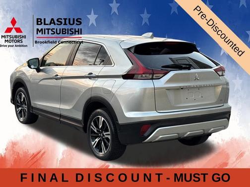 Silver 2023 Mitsubishi Eclipse Cross SE