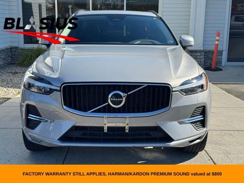 2022 Volvo XC60 B5 Momentum