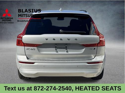 2022 Volvo XC60 B5 Momentum