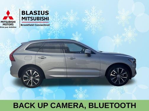 2022 Volvo XC60 B5 Momentum