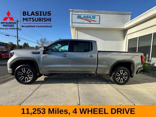 2024 GMC Sierra 1500 AT4