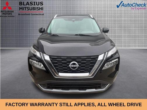 Black 2023 Nissan Rogue SL