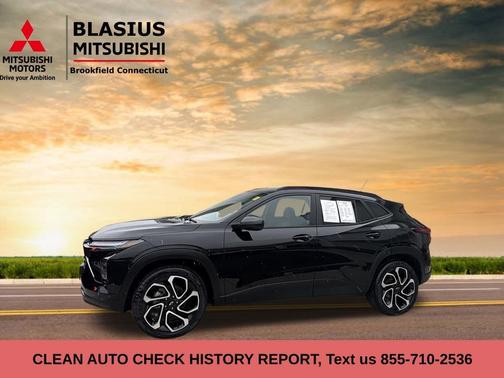 Mosaic Black Metallic 2024 Chevrolet Trax 2RS