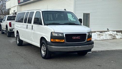 2023 GMC Savana 3500 LS