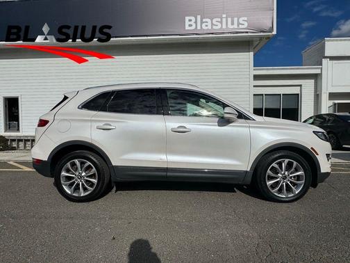 2019 Lincoln MKC Select