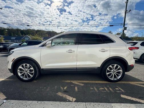 2019 Lincoln MKC Select