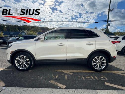 2019 Lincoln MKC Select