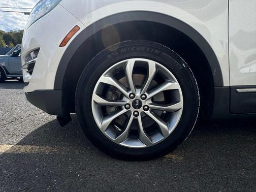 2019 Lincoln MKC Select