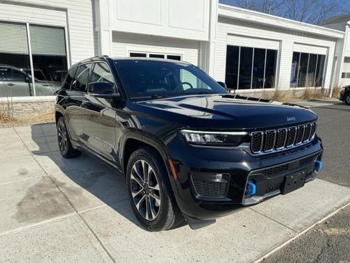 2022 Jeep Grand Cherokee 4xe Overland